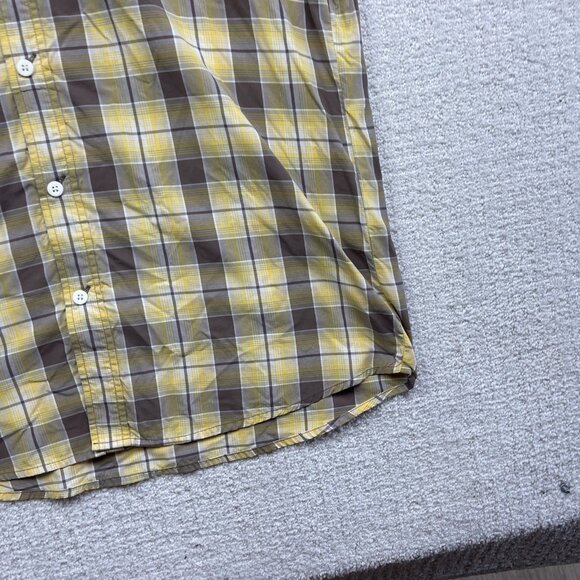 Helly Hansen Yellow Plaid Short Sleeve Button Up Shirt Men’s Size XL Outdoors - Picture 5 of 16